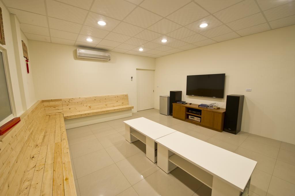Donggang Neptune Hall Экстерьер фото